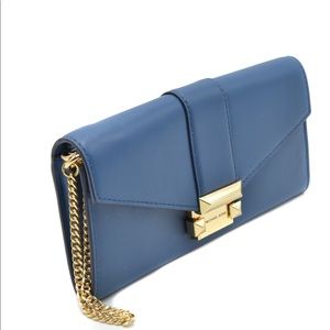 MICHAEL KORS Clutch